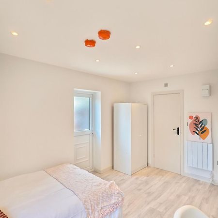 Hotel Morden Stratford Studio 1 London Exterior foto
